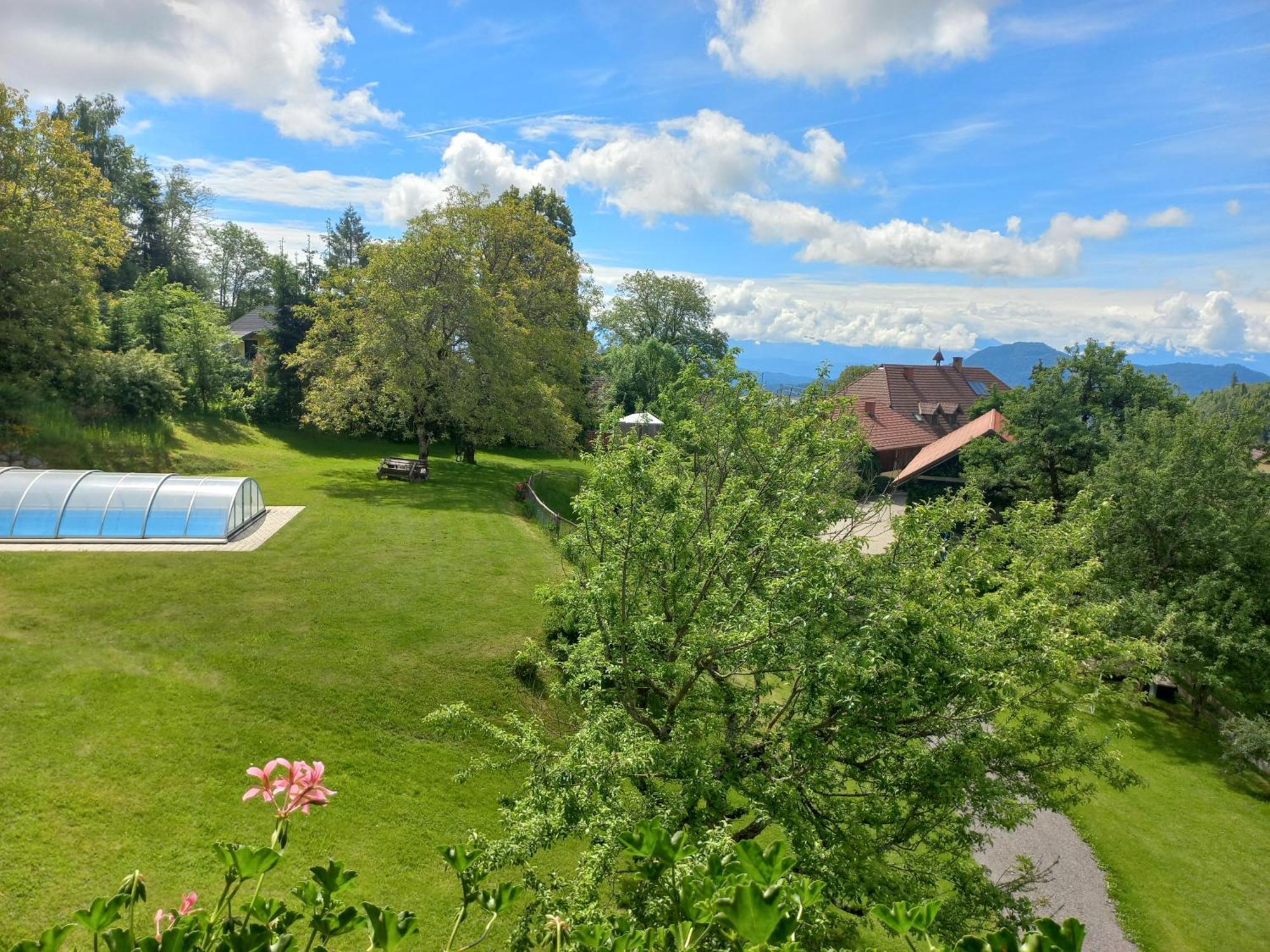 Apartamento Steurer Hof Liebenfels Exterior foto